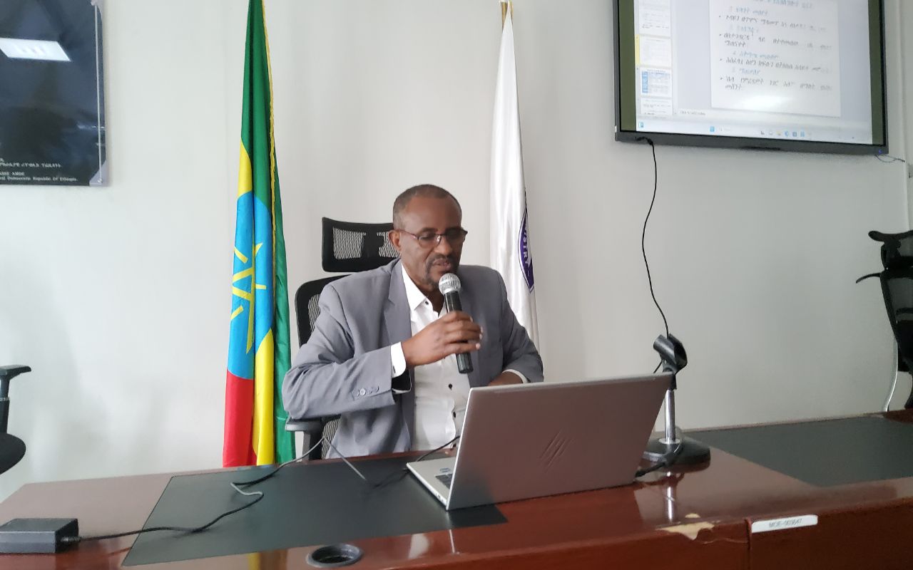 በአገልግሎት አሰጣጥ፣ በአቤቱታ እና ቅሬታ አፈታ ላይ ያተኮረ የግንዛቤ ማስጨበጫ ስልጠና ተሰጠ